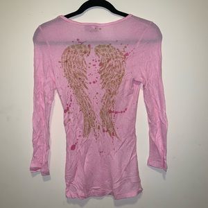 Wings love sleeve